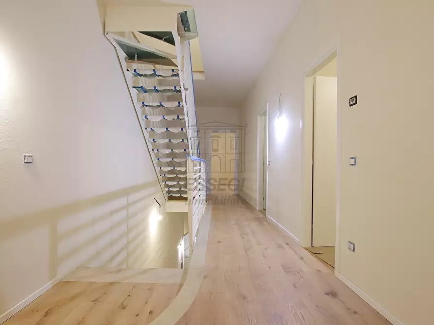 Immagine 7 di Appartamento in vendita  in Piazza San Michele a Lucca