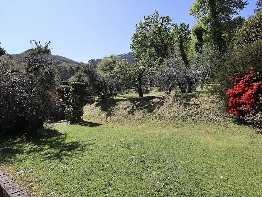 Immagine 51 di Villa in vendita  in Via Comunale Campolungo 51 a Lucca