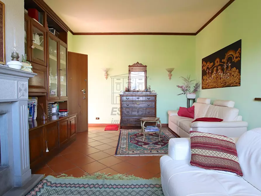 Immagine 21 di Villa in vendita  in Via Comunale Campolungo 51 a Lucca