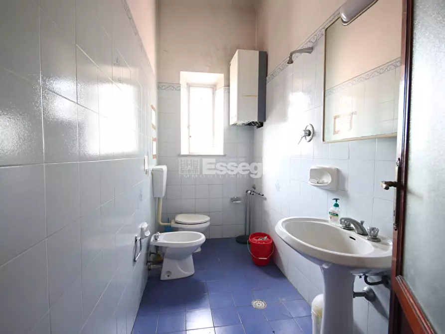 Immagine 23 di Villa in vendita  in Viale Agostino Marti a Lucca