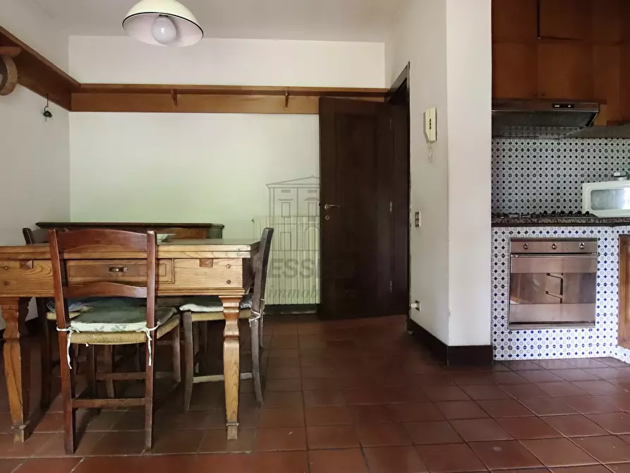 Immagine 23 di Villa in vendita  in Via della Chiesa di Gragnano a Capannori