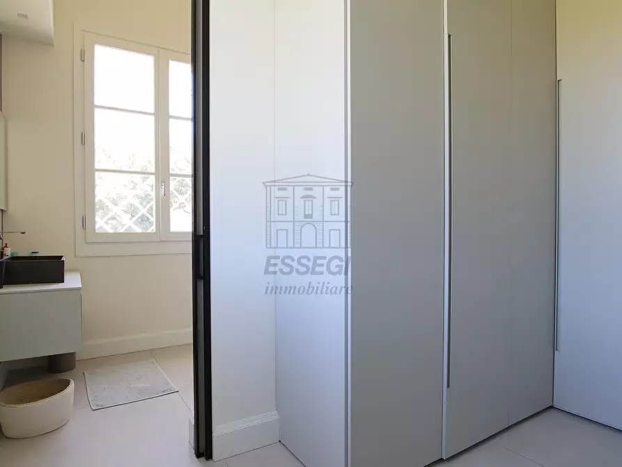 Immagine 38 di Villa in vendita  in Via Don Emilio Angeli a Lucca