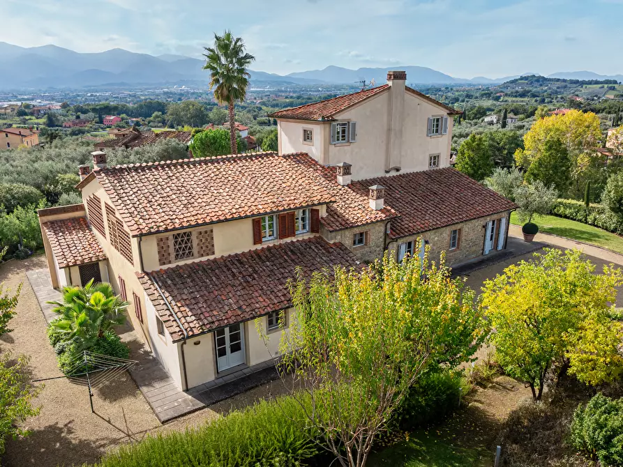 Immagine 44 di Villa in vendita  in via di Montechiari a Montecarlo