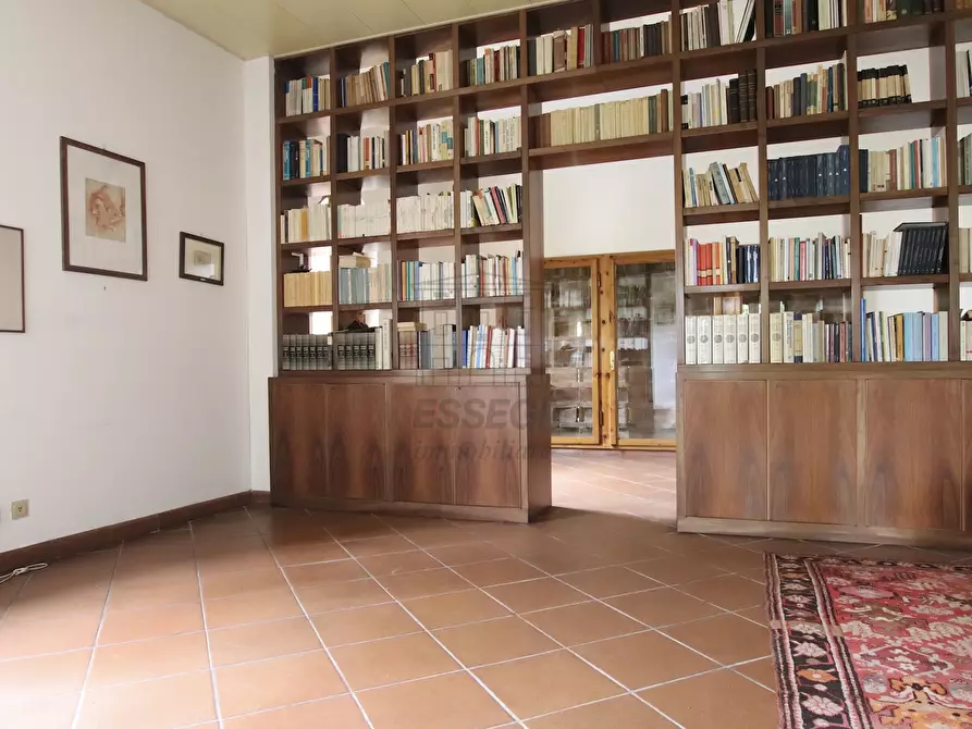 Immagine 55 di Villa in vendita  in Via della Chiesa di Gragnano a Capannori