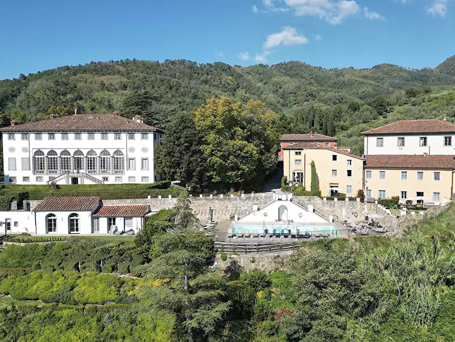 Immagine 3 di Rustico / casale in vendita  in Per matraia 22 a Capannori