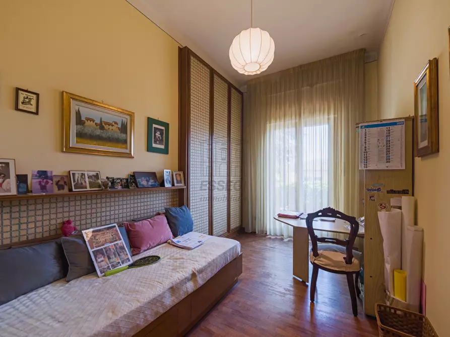 Immagine 24 di Villa in vendita  in Via Castruccio Buonamici a Lucca