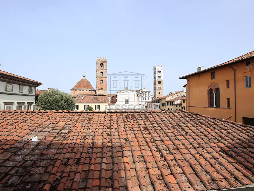 Immagine 1 di Appartamento in vendita  in Cortile degli Svizzeri 4 a Lucca