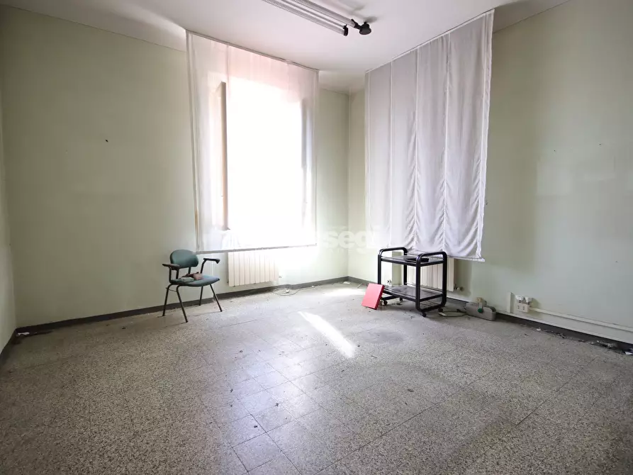 Immagine 27 di Villa in vendita  in Viale Agostino Marti a Lucca