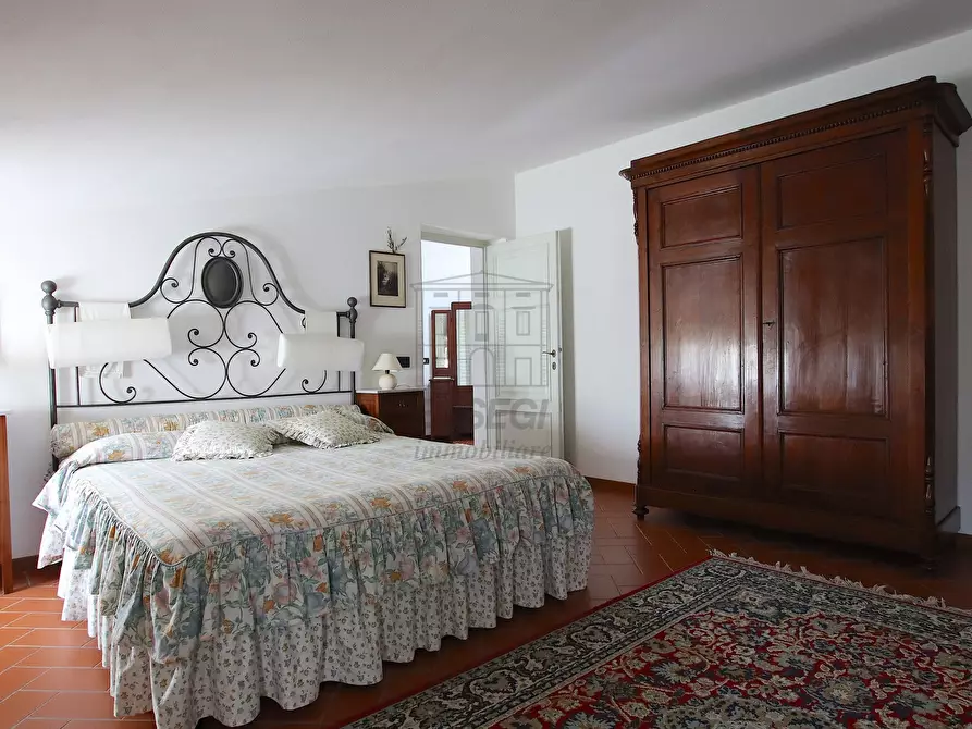 Immagine 41 di Villa in vendita  in Via del Cimitero di Ciciana a Lucca