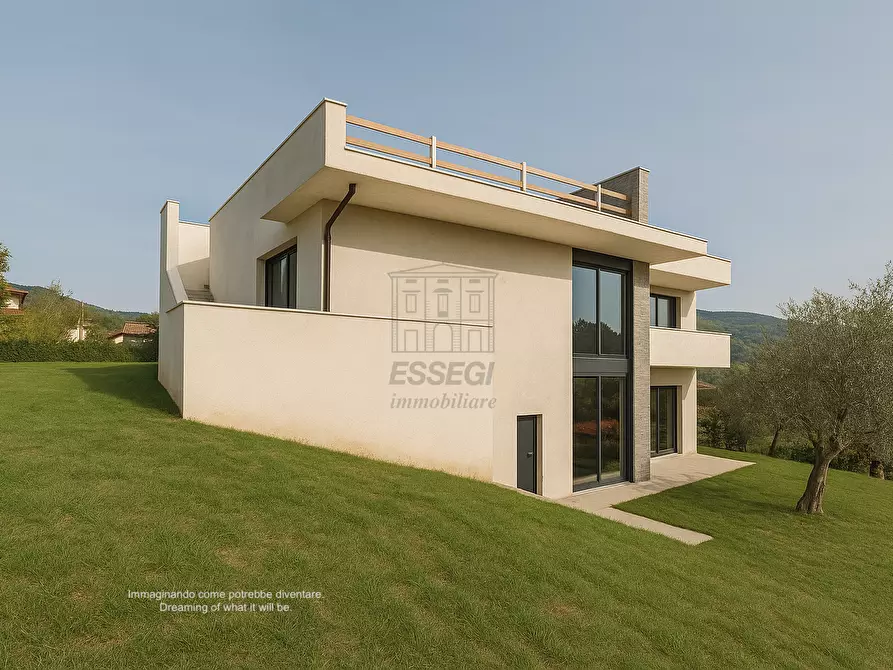 Immagine 1 di Villa in vendita  in Via delle Vitialle 13 a Capannori