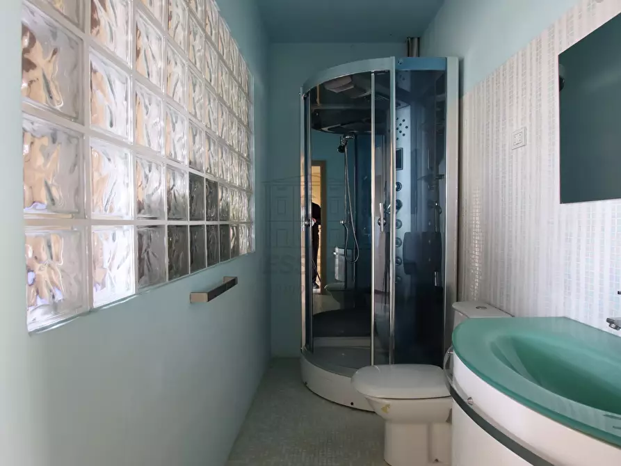 Immagine 28 di Villa in vendita  in Via del Cimitero ⅩⅩⅠⅠⅠ 676 a Lucca