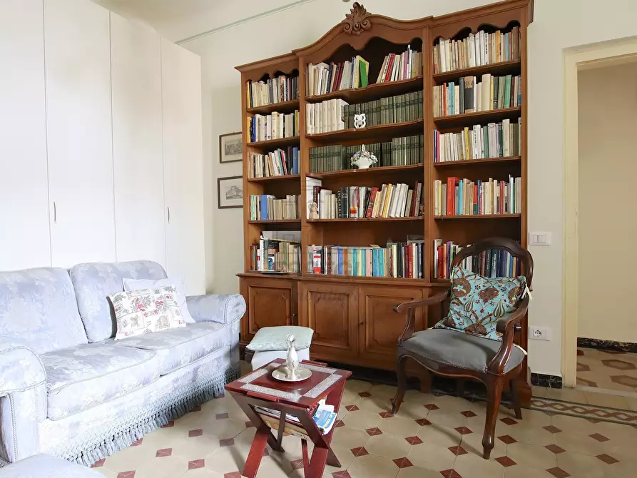 Immagine 11 di Appartamento in vendita  in Piazzale Giuseppe Verdi 1 a Lucca