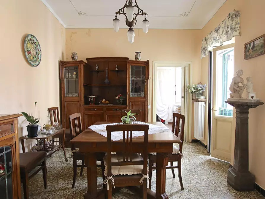 Immagine 9 di Appartamento in vendita  in Piazzale Giuseppe Verdi 1 a Lucca