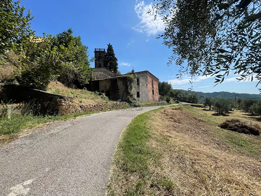Immagine 10 di Rustico / casale in vendita  in Traversa I Via Orzali Angelo 50 a Lucca
