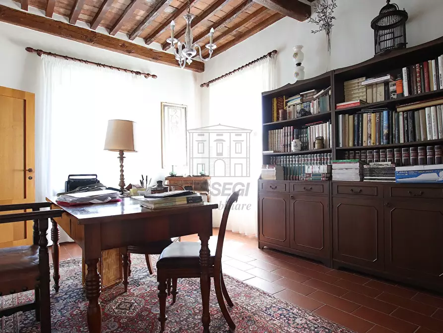 Immagine 20 di Villa in vendita  in San Martino in Freddana a Lucca