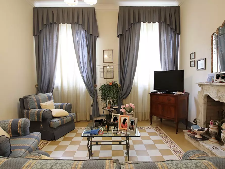 Immagine 10 di Villa in vendita  in Via Sbarra a Porcari