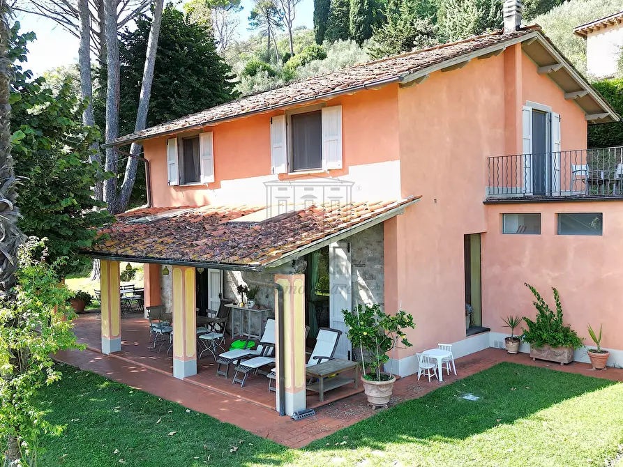 Immagine 4 di Rustico / casale in vendita  in Via di Mastiano e Gugliano 1024 a Lucca