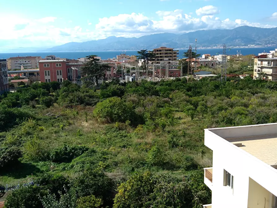 Immagine 1 di Quadrilocale in vendita  in Via Nazionale Gallico 71 a Reggio Di Calabria