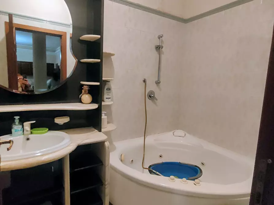 Immagine 10 di Pentalocale in affitto  in Diramazione Marconi 32 a Reggio Di Calabria