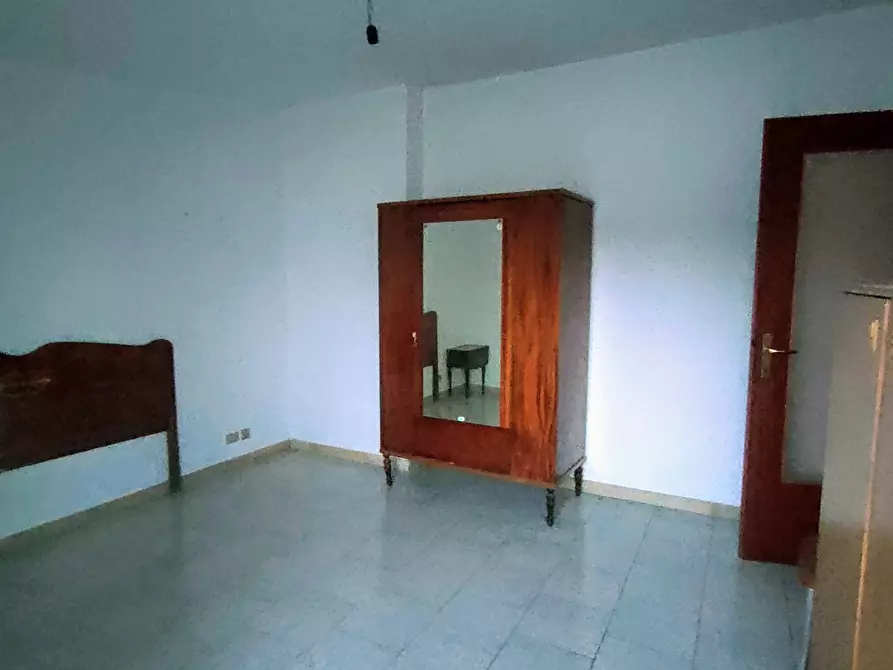 Immagine 11 di Mansarda in vendita  in Via Monte Cucco a Bova Marina