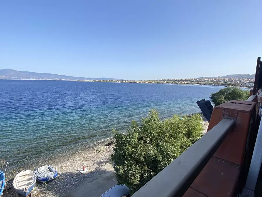 Immagine 1 di Trilocale in vendita  a Reggio Di Calabria