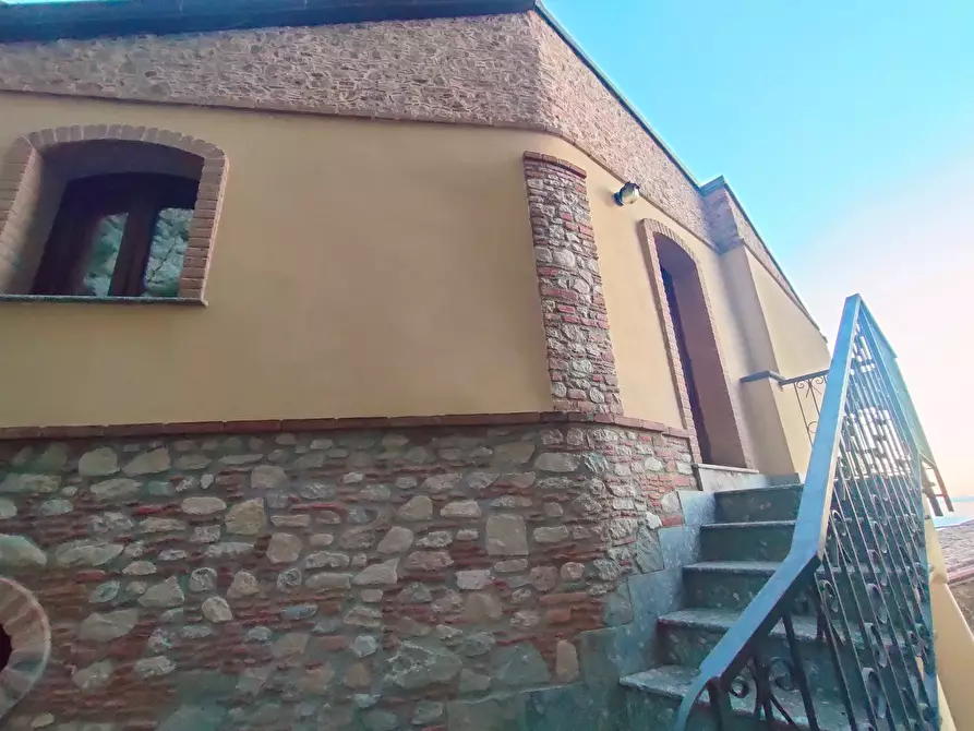 Immagine 22 di Casa indipendente in vendita  in Via Dante a Bova