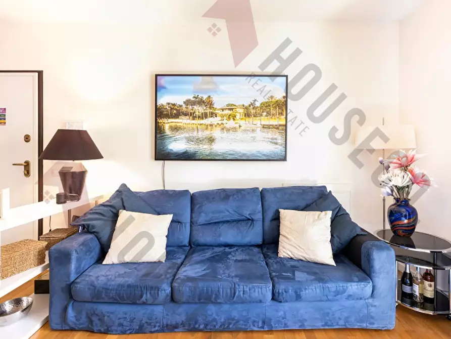 Immagine 3 di Appartamento in vendita  in Via Italia a Quartu Sant'elena