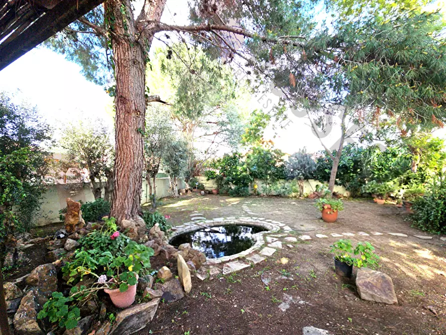 Immagine 15 di Villa in vendita  in Via Logudoro a Quartu Sant'elena
