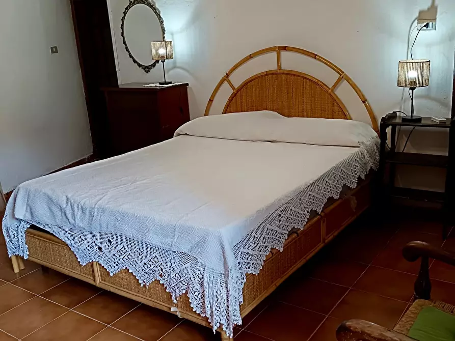 Immagine 9 di Porzione di casa in vendita  a Ameglia