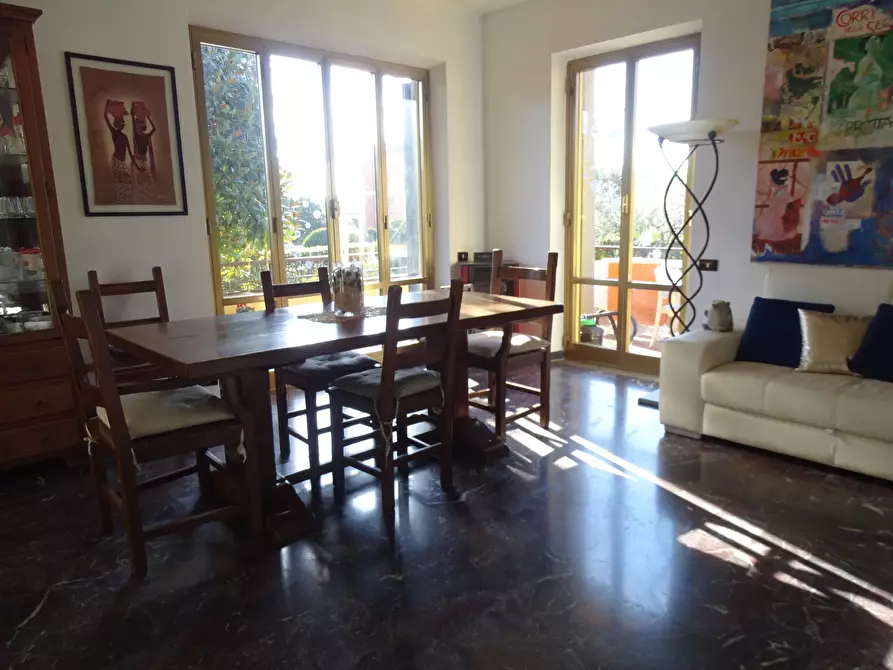 Immagine 9 di Casa semindipendente in vendita  a Sarzana