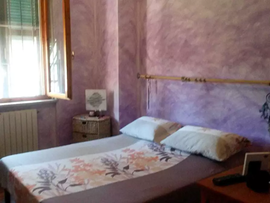 Immagine 4 di Casa semindipendente in vendita  a Ameglia