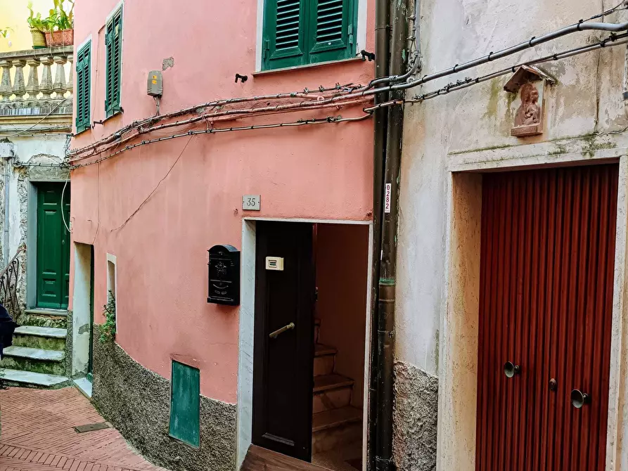 Immagine 22 di Quadrilocale in vendita  a Ameglia