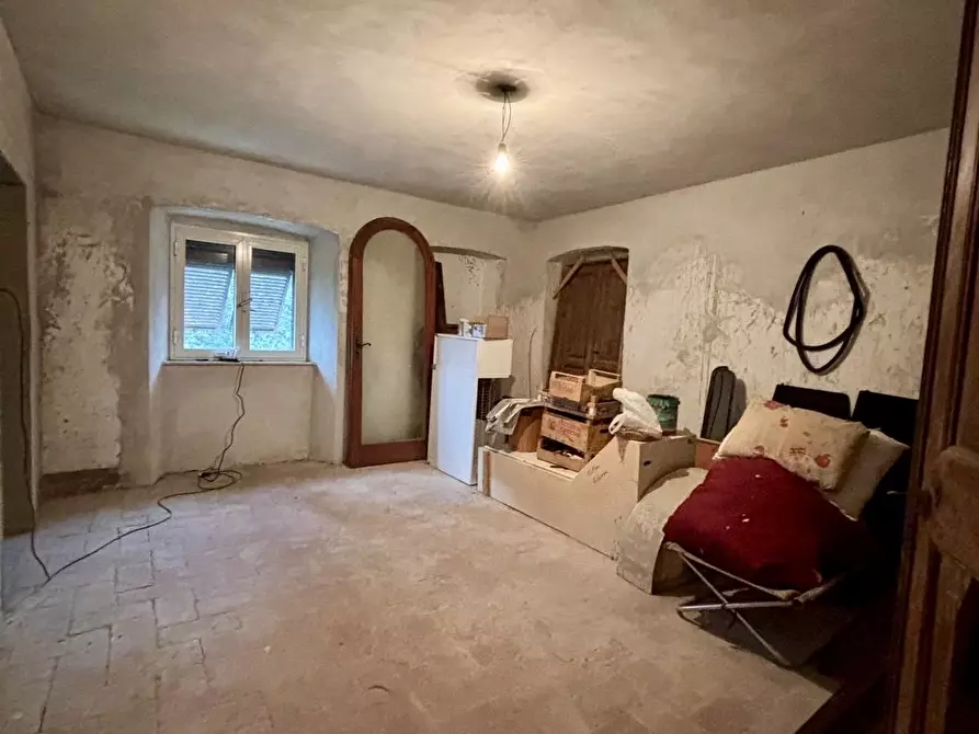 Immagine 58 di Villa in vendita  a Castelnuovo Magra