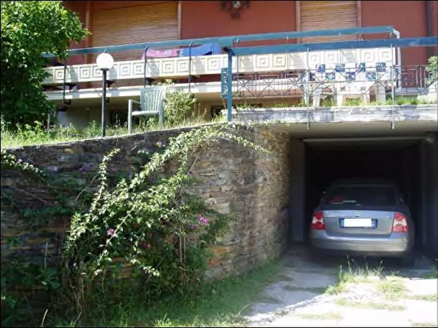 Immagine 5 di Quadrilocale in vendita  a Ameglia