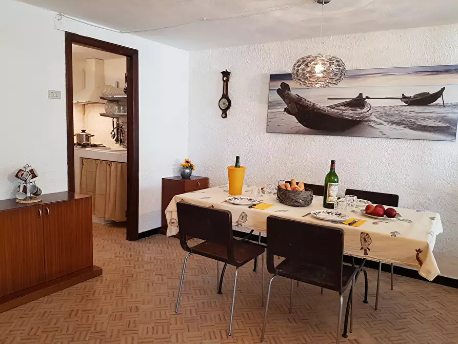 Immagine 19 di Casa semindipendente in vendita  a Ameglia