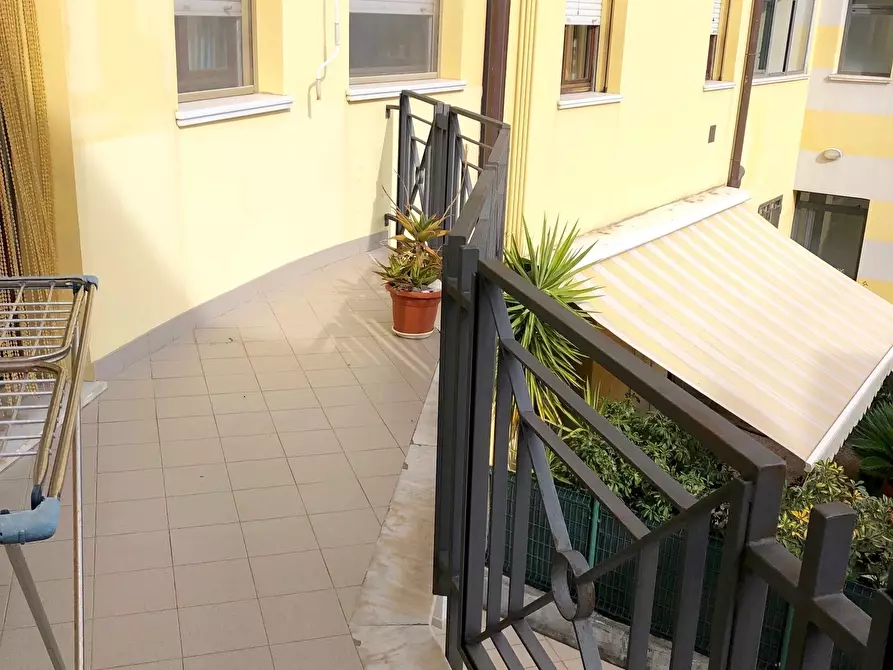 Immagine 3 di Bilocale in vendita  a Sarzana