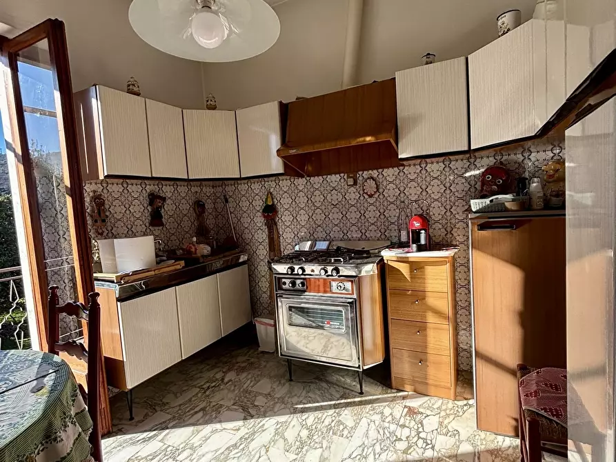 Immagine 8 di Casa indipendente in vendita  a Ameglia