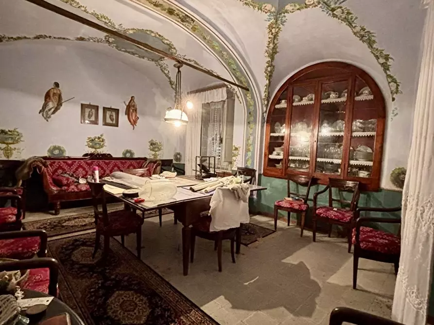 Immagine 27 di Villa in vendita  a Castelnuovo Magra