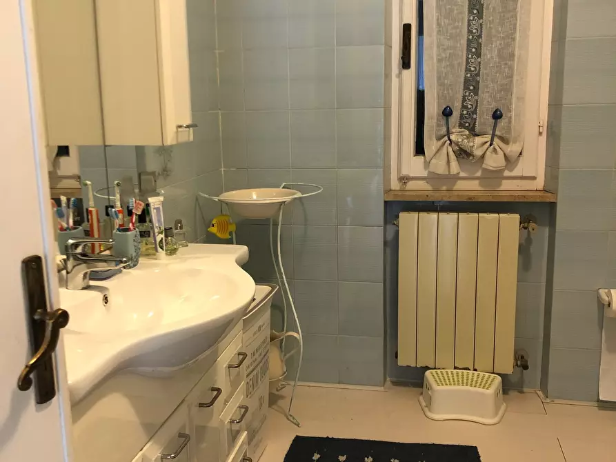 Immagine 12 di Villa in vendita  a Ameglia