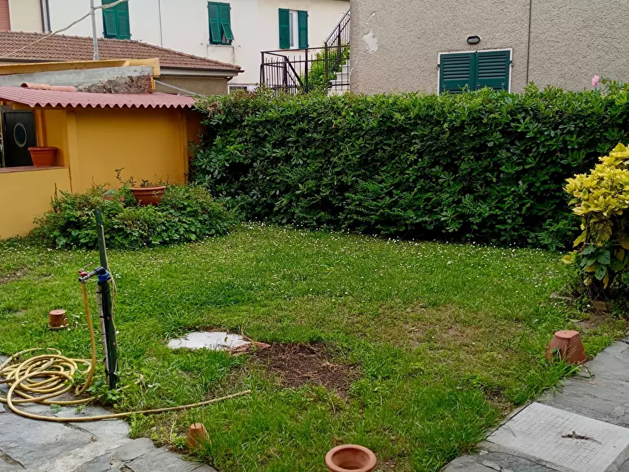 Immagine 14 di Porzione di casa in vendita  a Ameglia