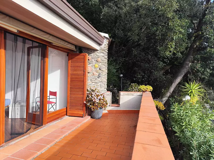 Immagine 21 di Trilocale in vendita  in Strada Punta Bianca 2 a Ameglia