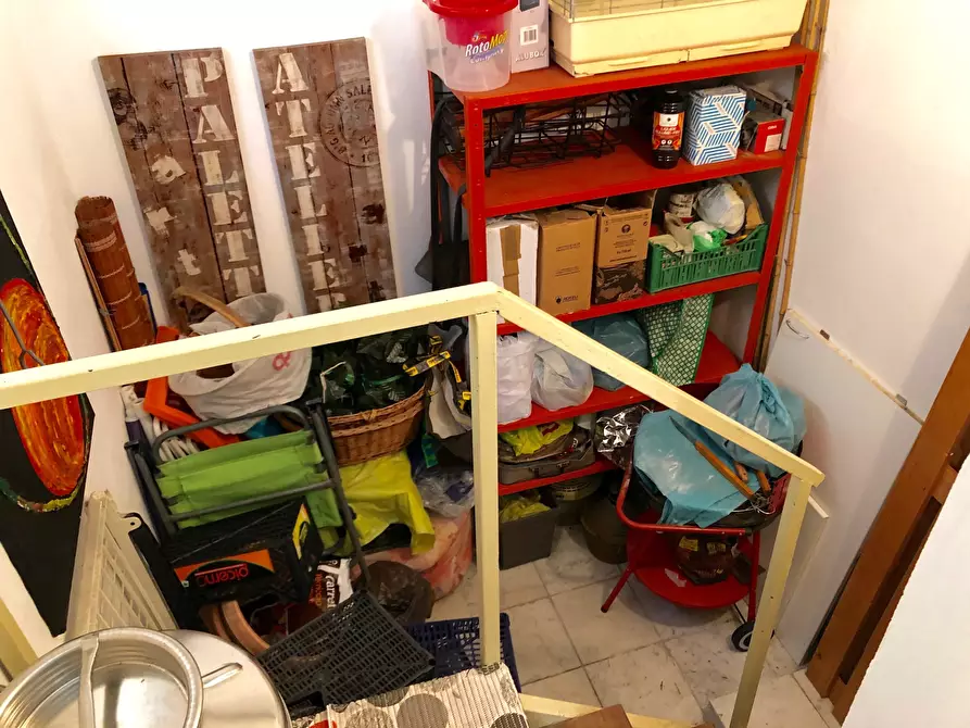 Immagine 15 di Porzione di casa in vendita  a Ameglia