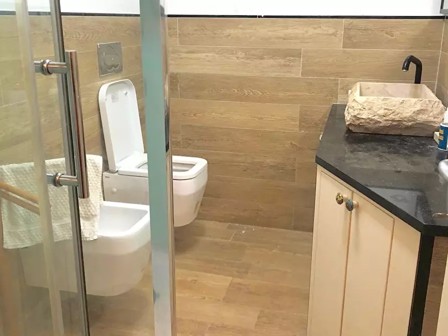 Immagine 25 di Villa in vendita  a Castelnuovo Magra