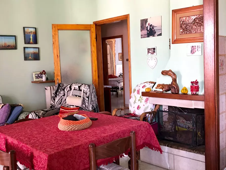 Immagine 4 di Porzione di casa in vendita  a Ameglia