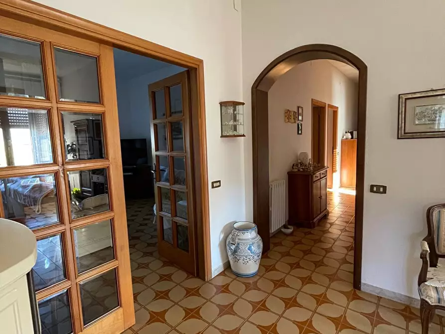 Immagine 4 di Pentalocale in vendita  a Ameglia