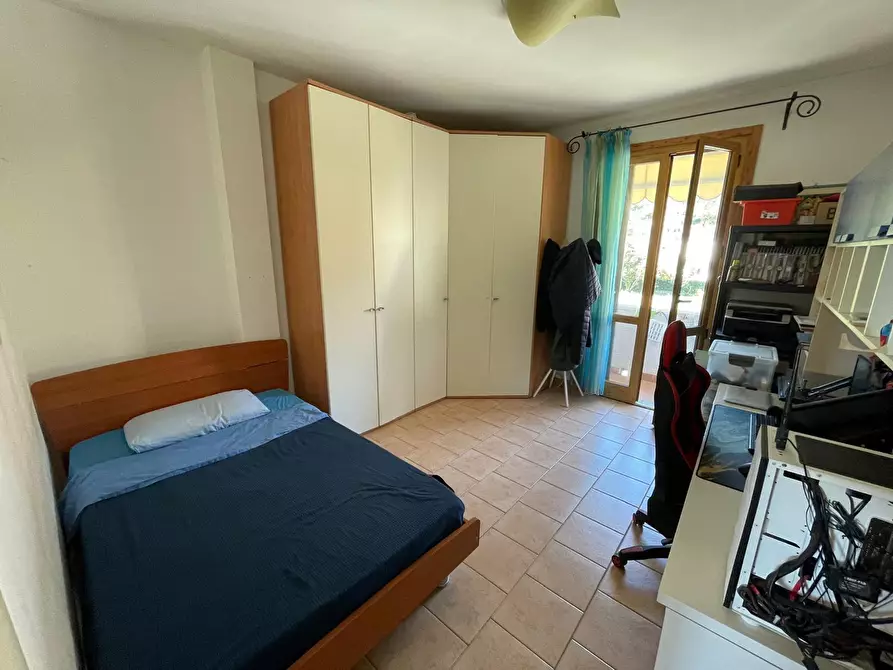 Immagine 23 di Quadrilocale in vendita  a Ameglia