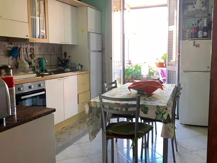 Immagine 3 di Porzione di casa in vendita  a Ameglia