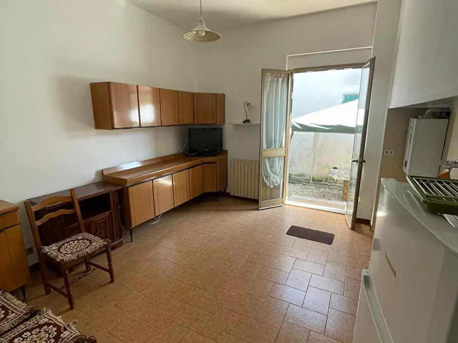 Immagine 6 di Porzione di casa in vendita  in Via Pisanello 59 a Ameglia