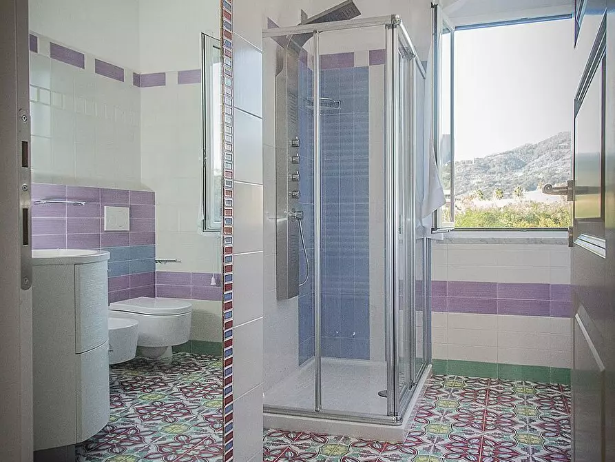 Immagine 10 di Casa indipendente in affitto  a Sarzana