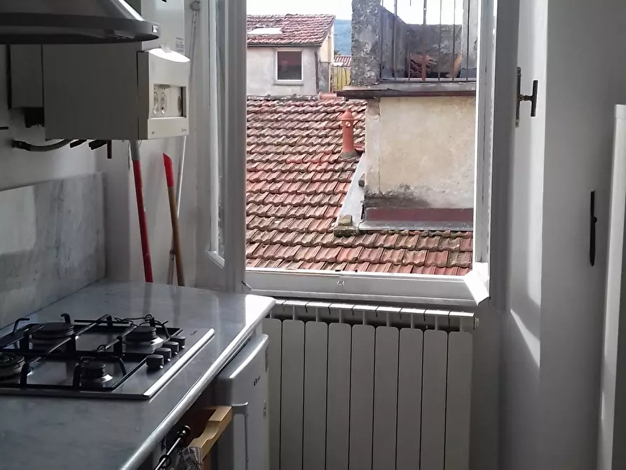 Immagine 3 di Appartamento in vendita  in via mascardi a Sarzana